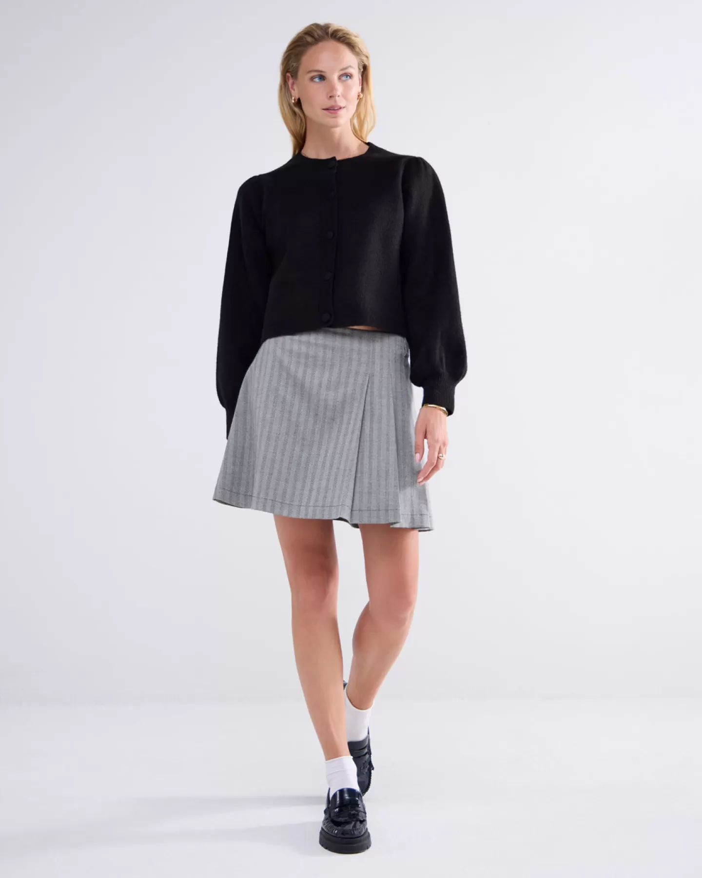 Truien & Vesten>Summum Kort Vest Met Pofmouwen Zwart