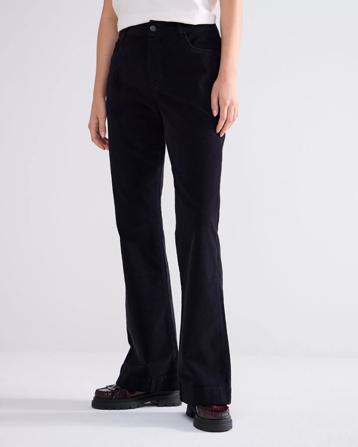 Broeken & Jumpsuits>Summum Lichte Flared Broek Zwart