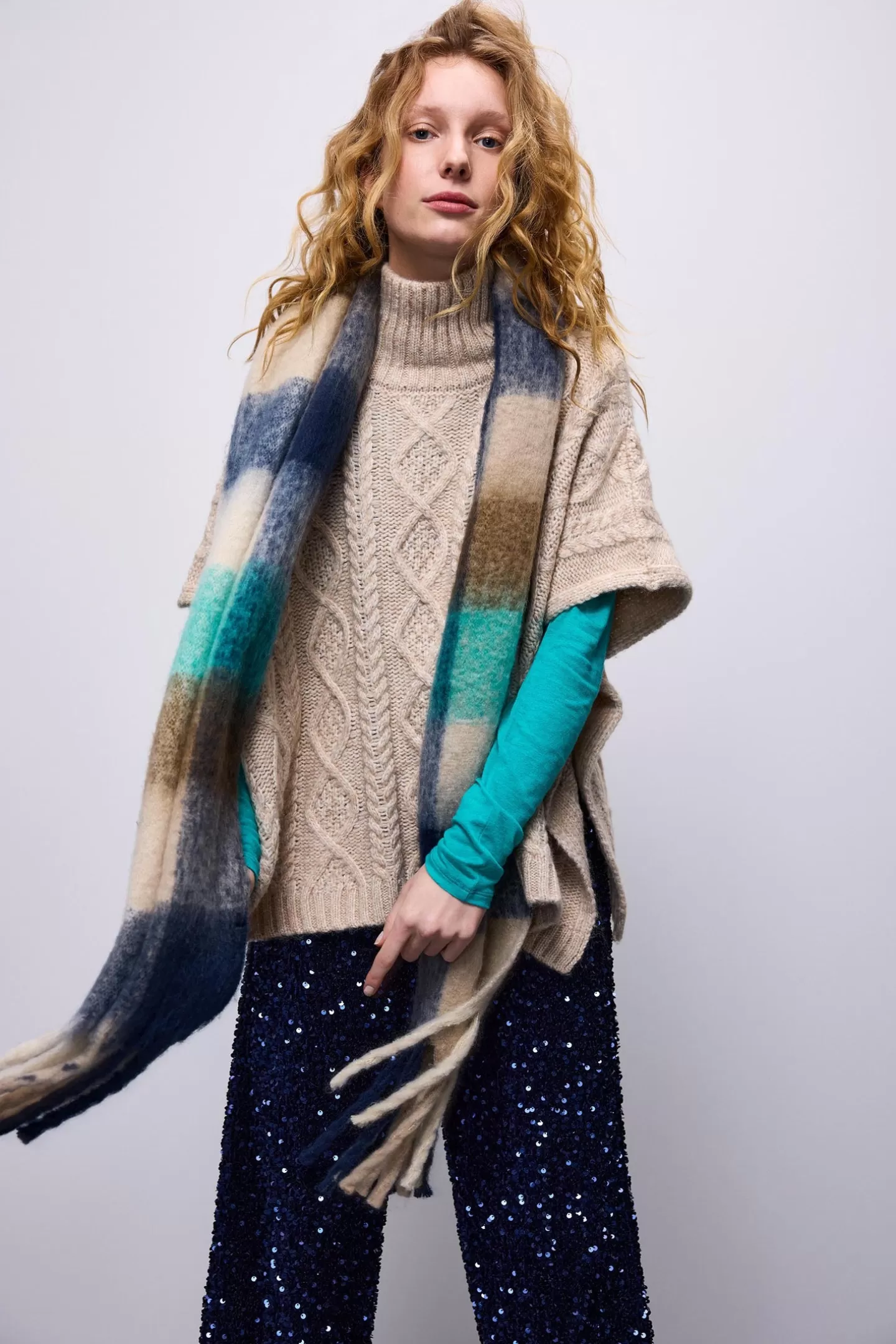 Truien & Vesten>Summum Poncho Met Col Crème